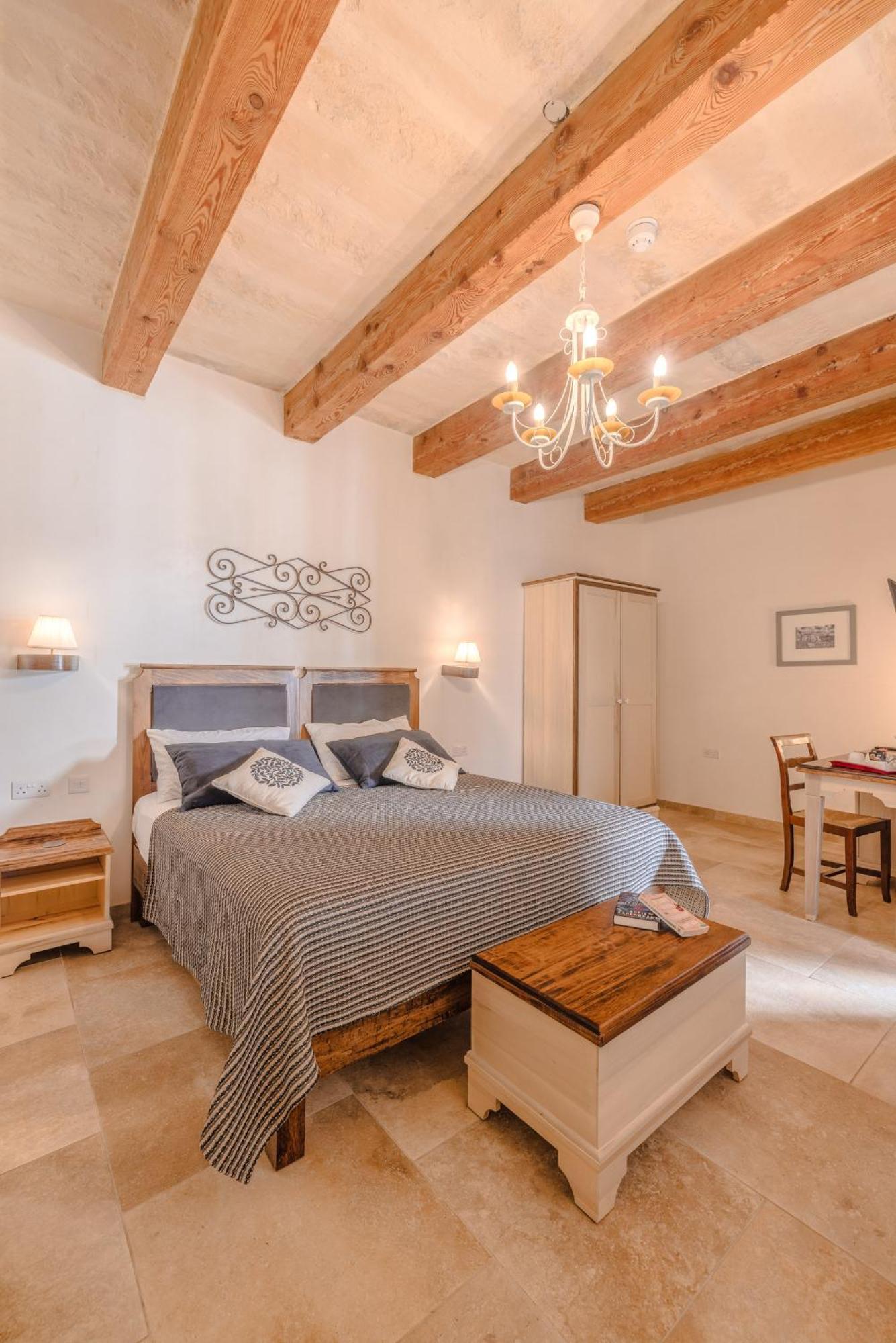 Mulberries Hotel Zabbar ภายนอก รูปภาพ