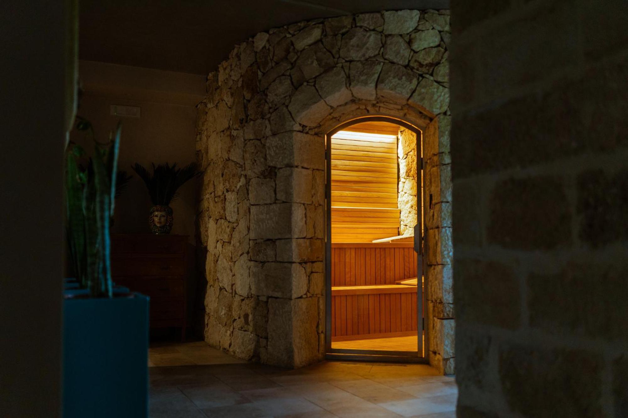 Mulberries Hotel Zabbar ภายนอก รูปภาพ