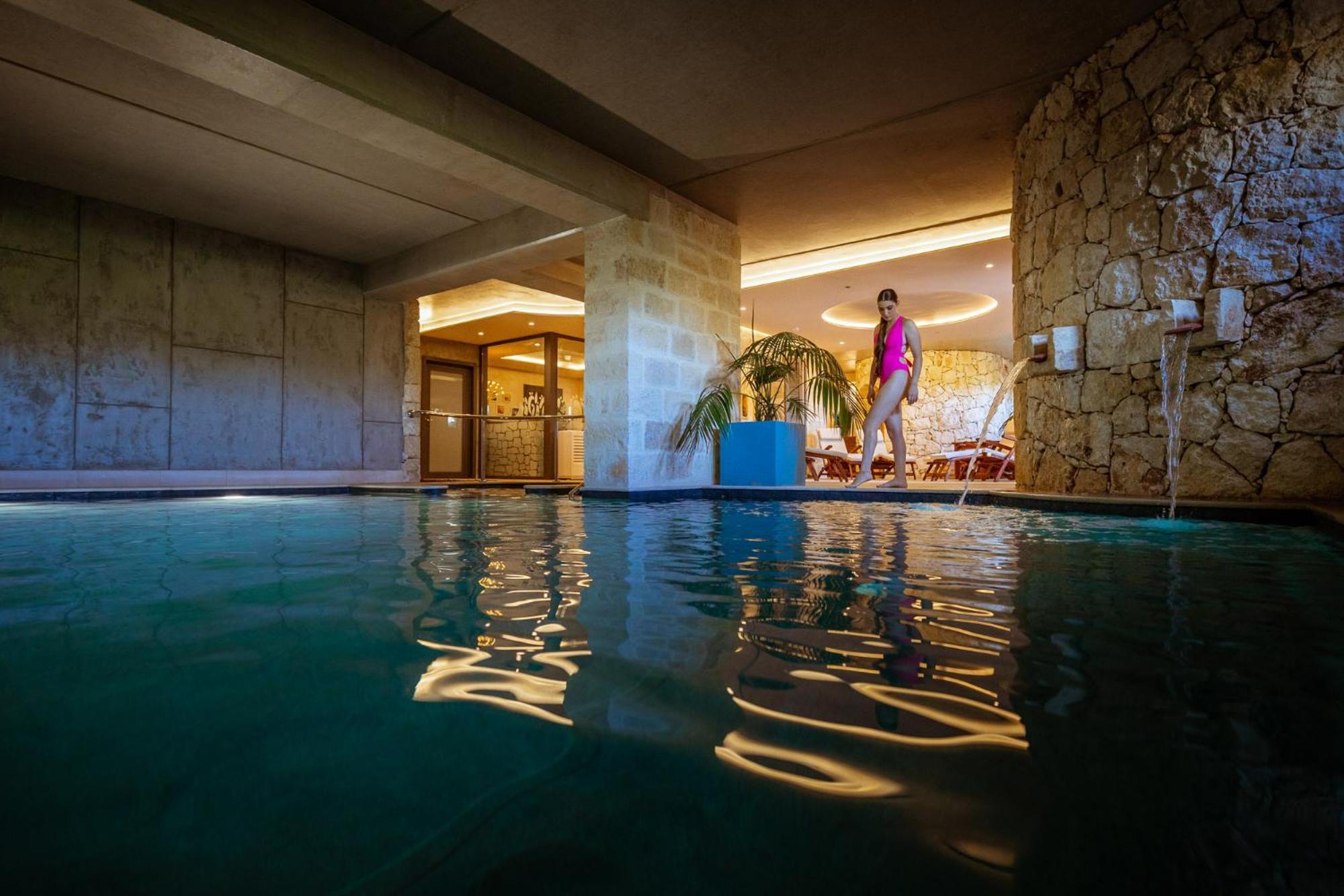 Mulberries Hotel Zabbar ภายนอก รูปภาพ